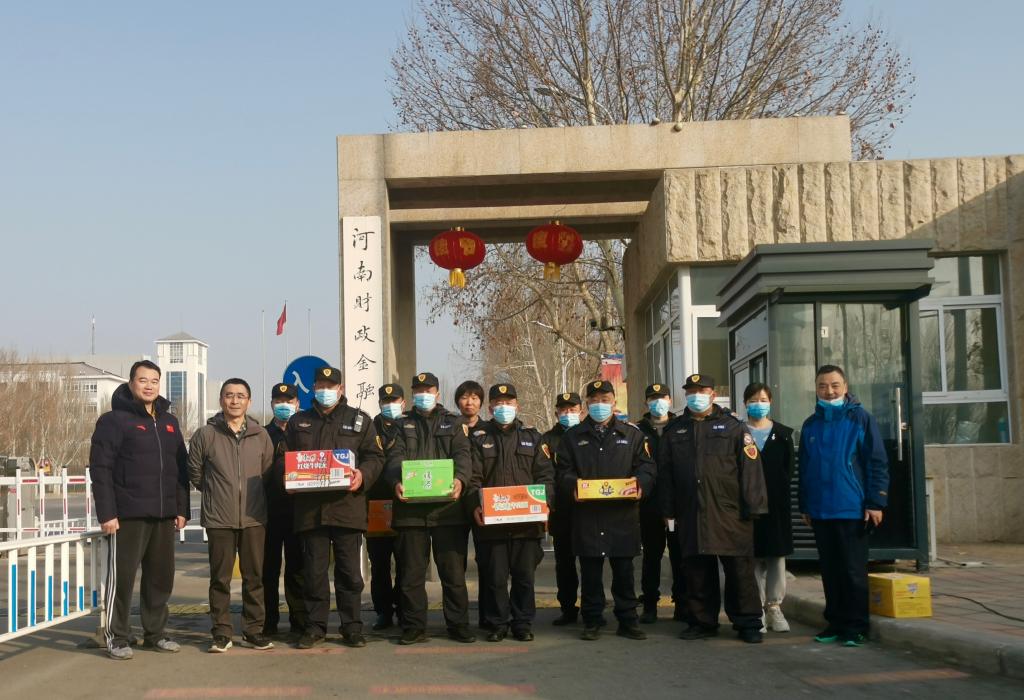 龙子湖校区安保人员合影 古天乐代言太阳集团城